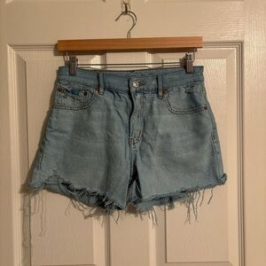 American Eagle Women’s Jean Shorts Light Wash (size 2)